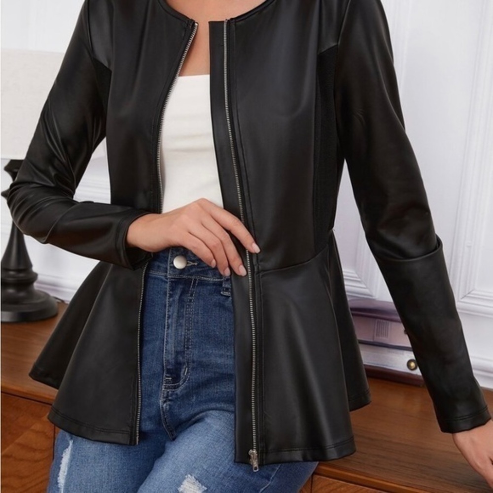 🌸S97 - Super soft pleather jacket🖤